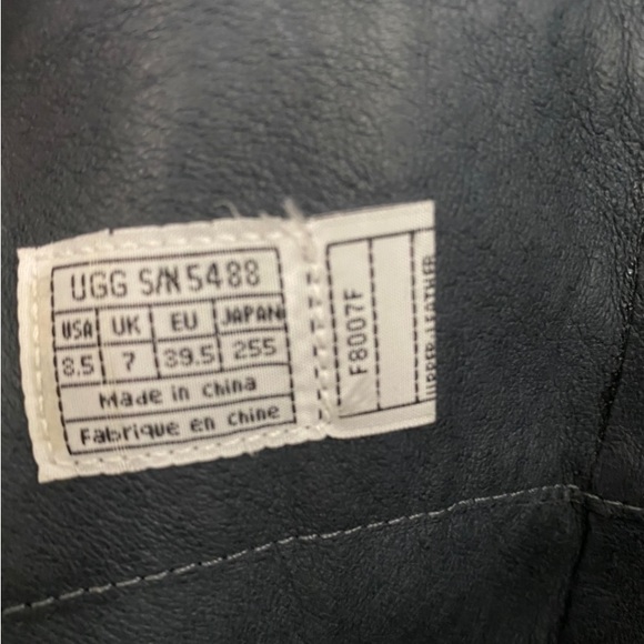 Ugg Camille heel boot - Picture 7 of 7